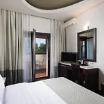 Heaven Thessaloniki Airport 酒店 4*