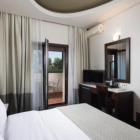 Heaven Thessaloniki Airport Hotel 4*