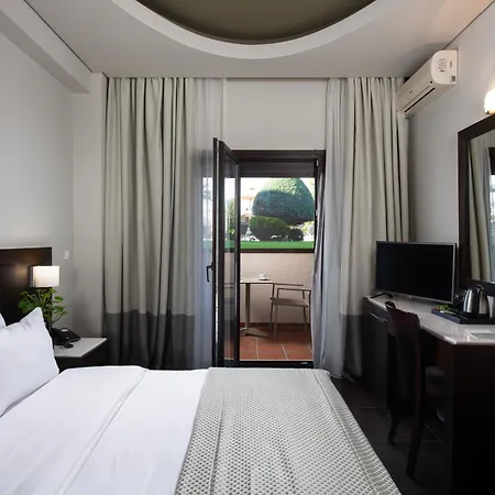 Hotel Heaven Thessaloniki Airport 4*