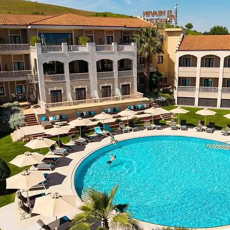 Hotel Heaven Thessaloniki Airport 4*