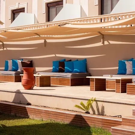 Heaven Thessaloniki Airport 4*