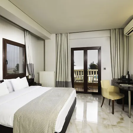 מלון Heaven Thessaloniki Airport 4*