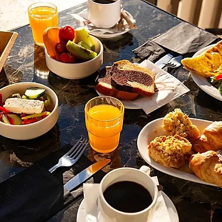 Heaven Thessaloniki Airport 4*