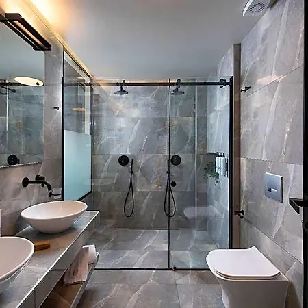 Hotell Heaven Thessaloniki Airport 4*