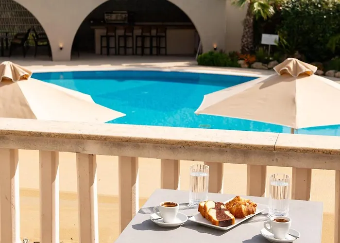 酒店 Heaven Thessaloniki Airport