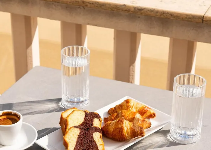 Heaven Thessaloniki Airport 酒店 4*