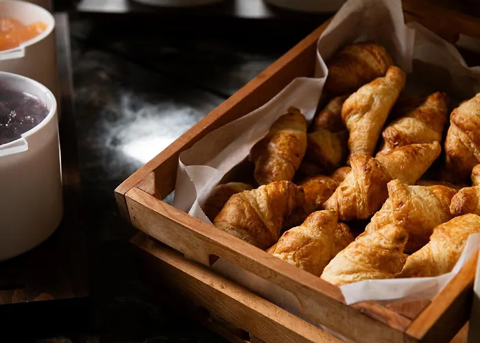 Heaven Thessaloniki Airport 4*