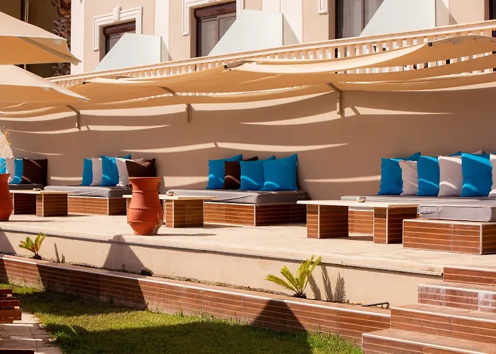 Heaven Thessaloniki Airport 4*