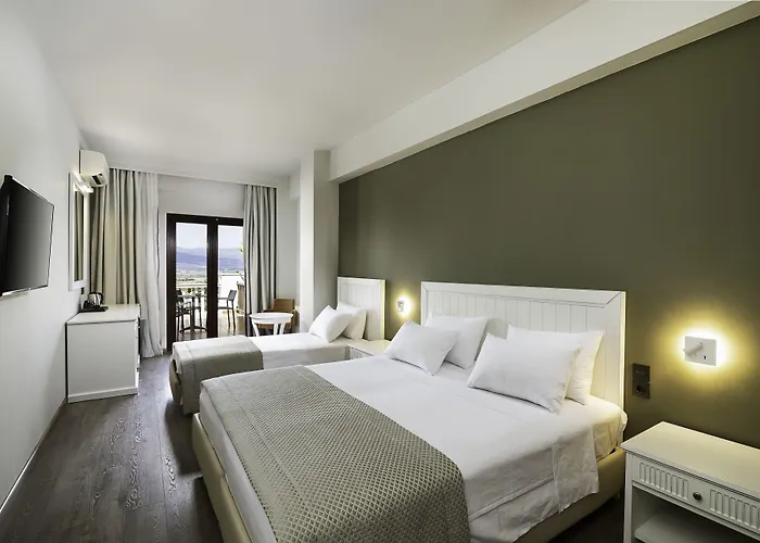 Heaven Thessaloniki Airport 酒店